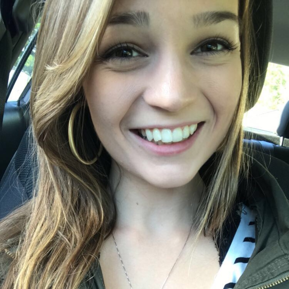 Meet your Posher, Gabriella